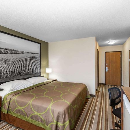 Super 8 By Wyndham Storm Lake Exterior foto